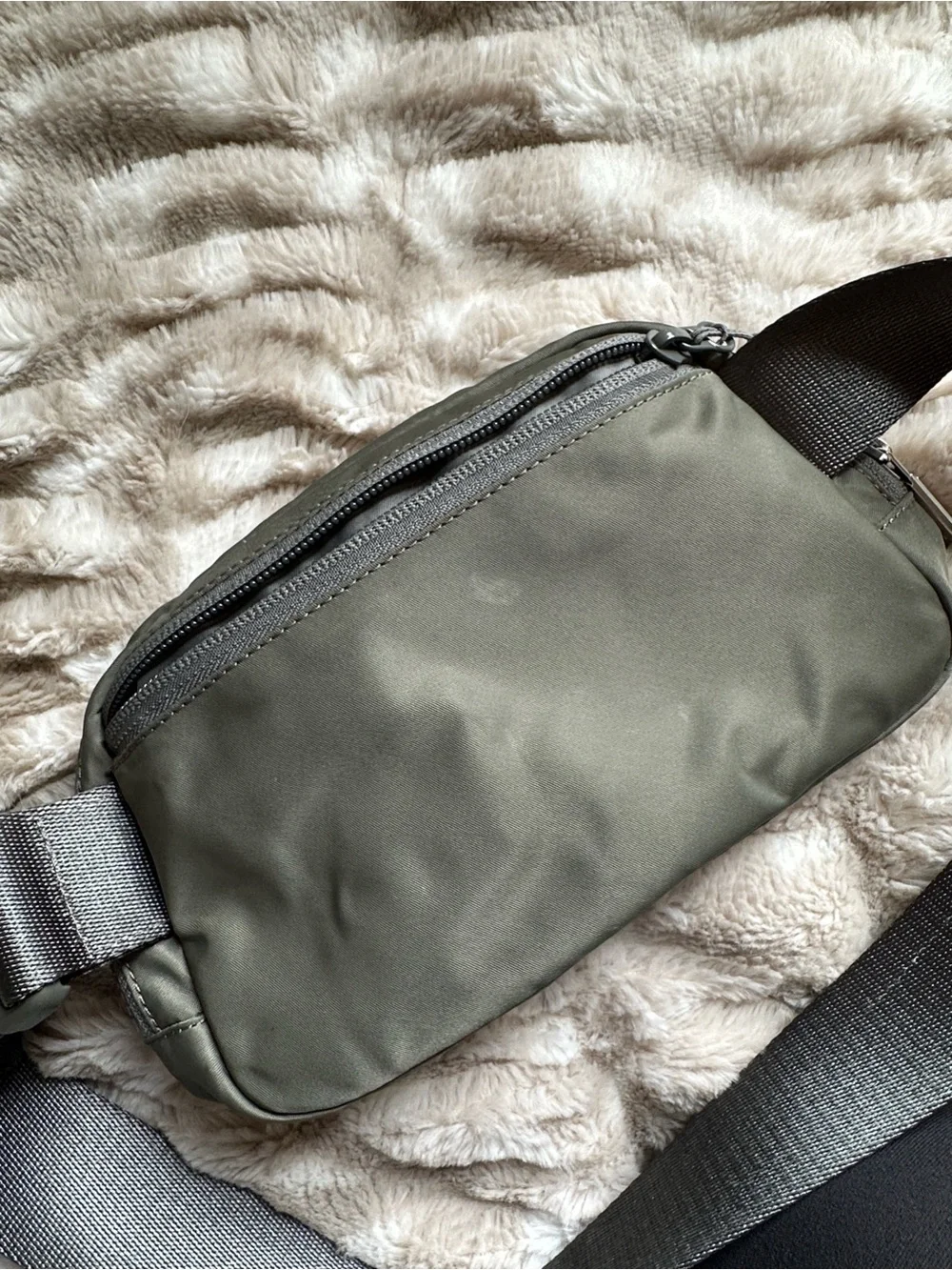 lululemon athletica Olive Green Crossbody Sling Bag 1L